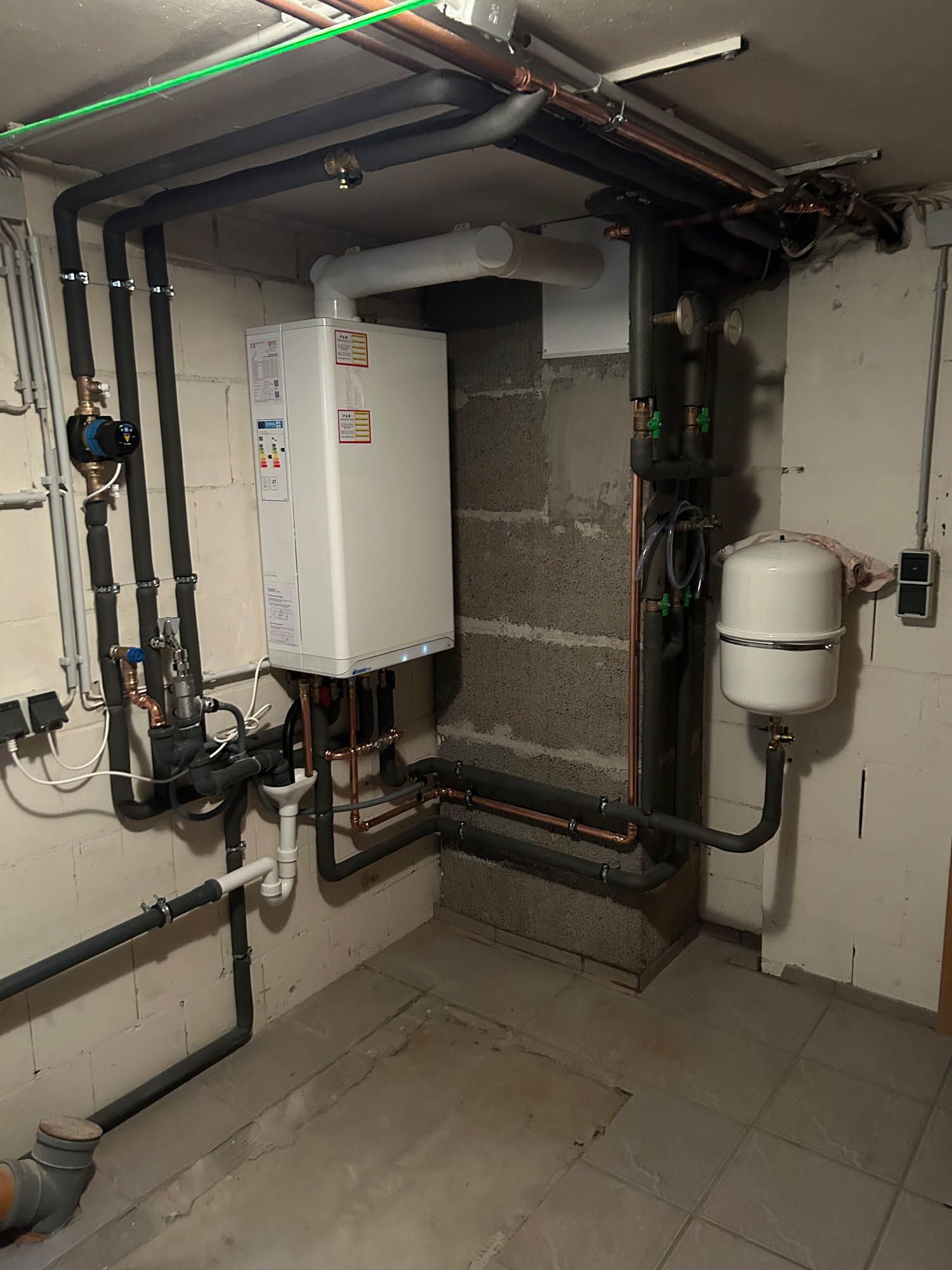 Neue Gastherme nach Heizungsmodernisierung – eingebaut von P&M Sanitärtechnik