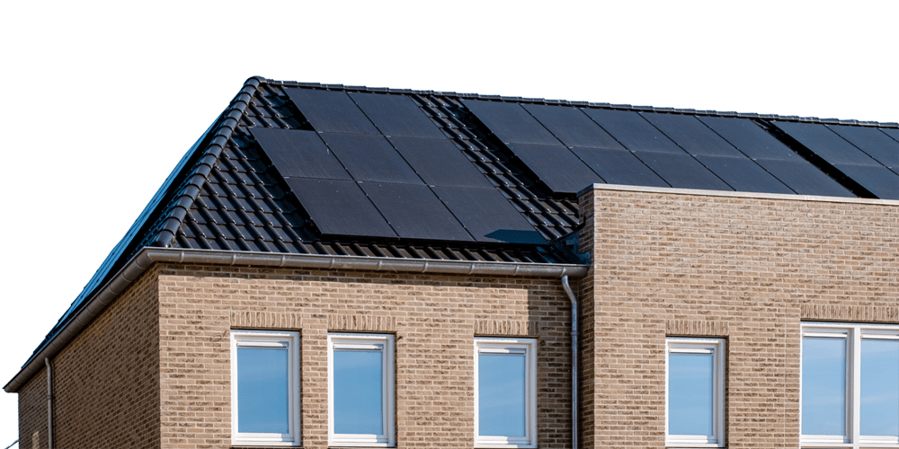 Wohnhaus mit Photovoltaikanlage auf dem Dach – Kombination aus PV und Wärmepumpe von P&M Sanitärtechnik Hamm